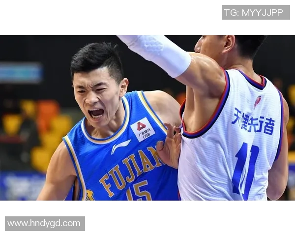 陈林坚：从青涩球员到职业生涯巅峰的奋斗历程与成长故事