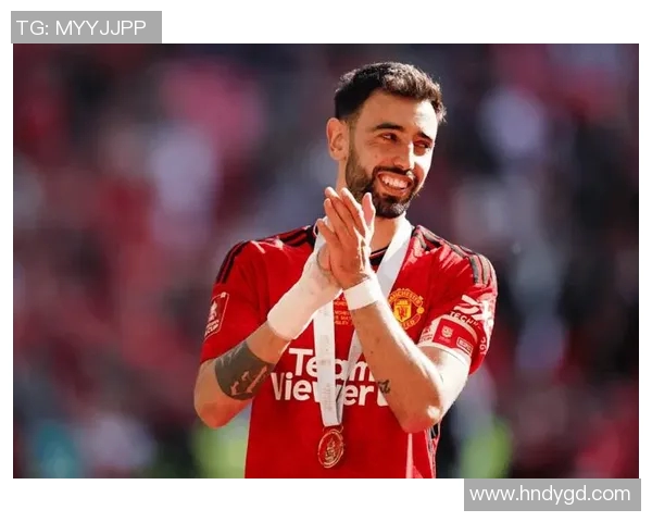 布鲁诺费尔南德斯:足球场上的中场指挥官与战术大师 布鲁诺费尔南德斯:足球场上的中场指挥官与战术大师