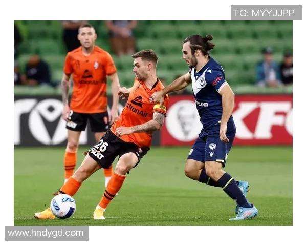 布里斯班狮吼与墨尔本的激烈对决展现澳超精彩瞬间 布里斯班狮吼与墨尔本的激烈对决展现澳超精彩瞬间