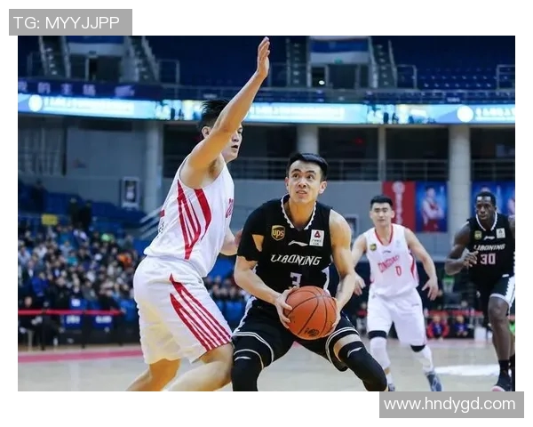 两次技术犯规引发的争议与反思对篮球比赛的影响与启示